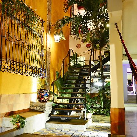 Magic Garden House Hotell Cali Exteriör bild