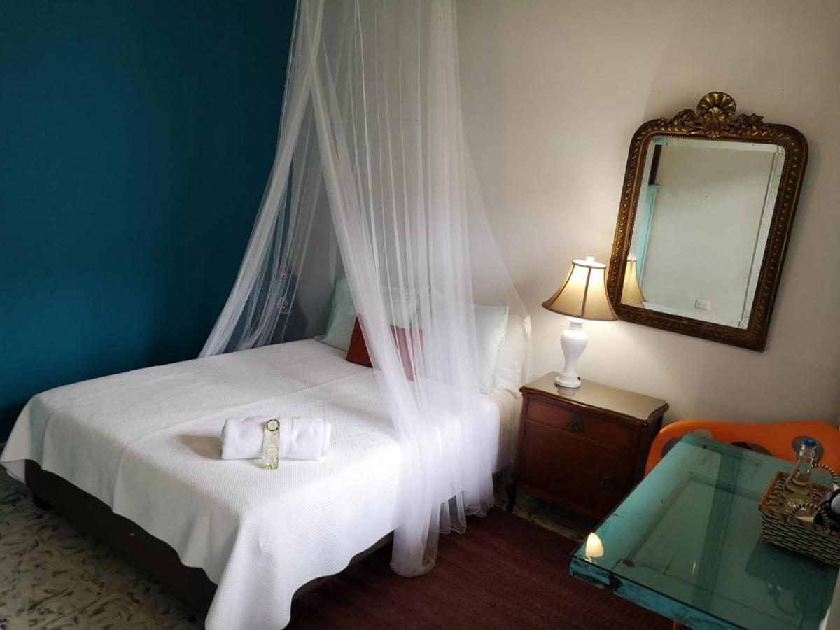 Magic Garden House Hotell Cali Exteriör bild